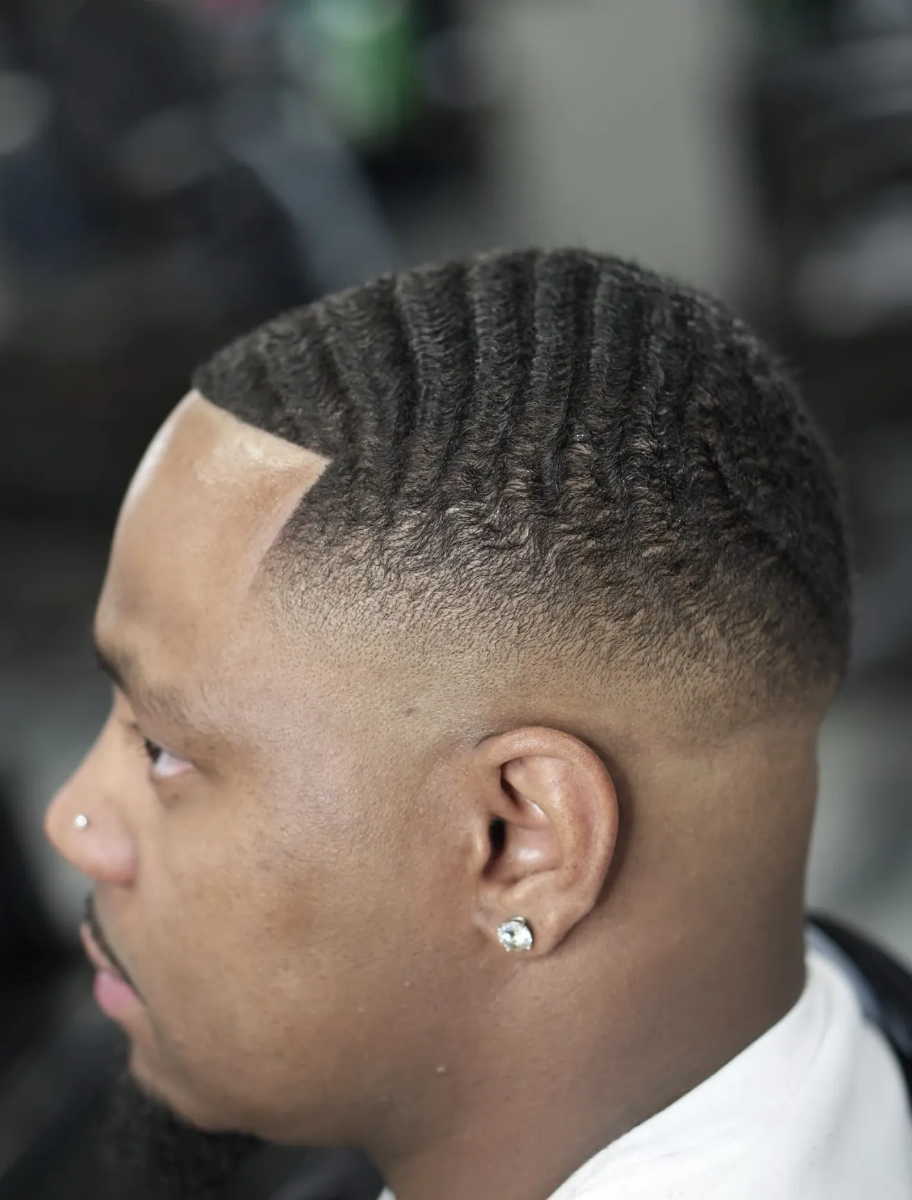 360 waves with a low fade at VIP Barber Lounge Aurora